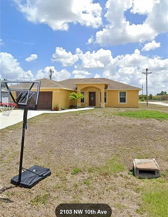 2103 NW 10th Ave