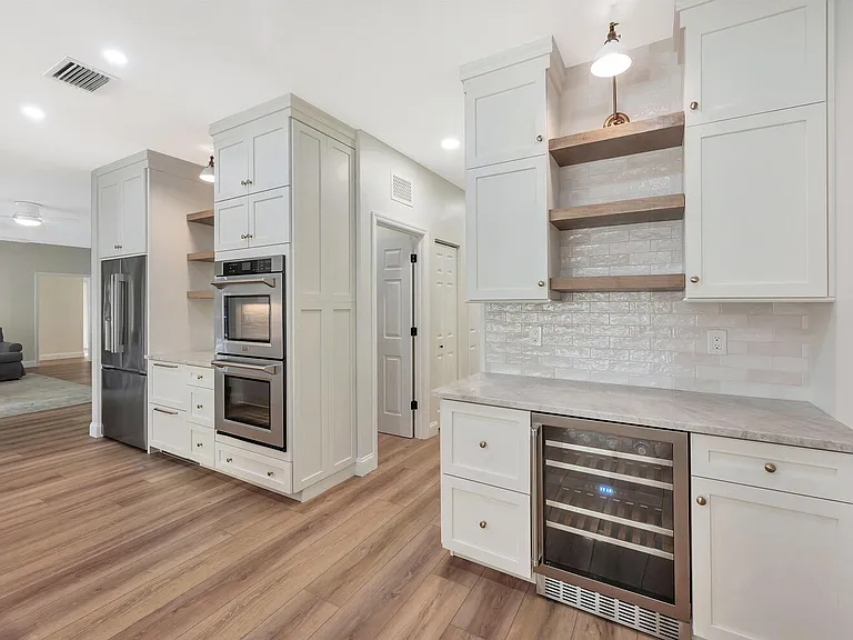 3110 70th St SW — Photo 16