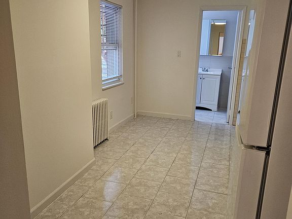 3rd image of 227 Eckford St