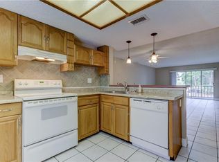 208 Pine Ct, Oldsmar, FL 34677