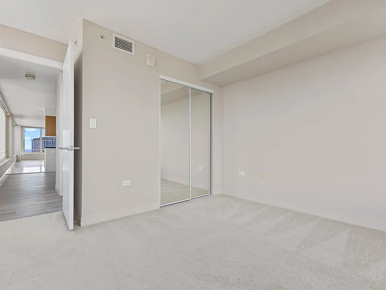 1009 Kapiolani Blvd #4403 — Photo 13