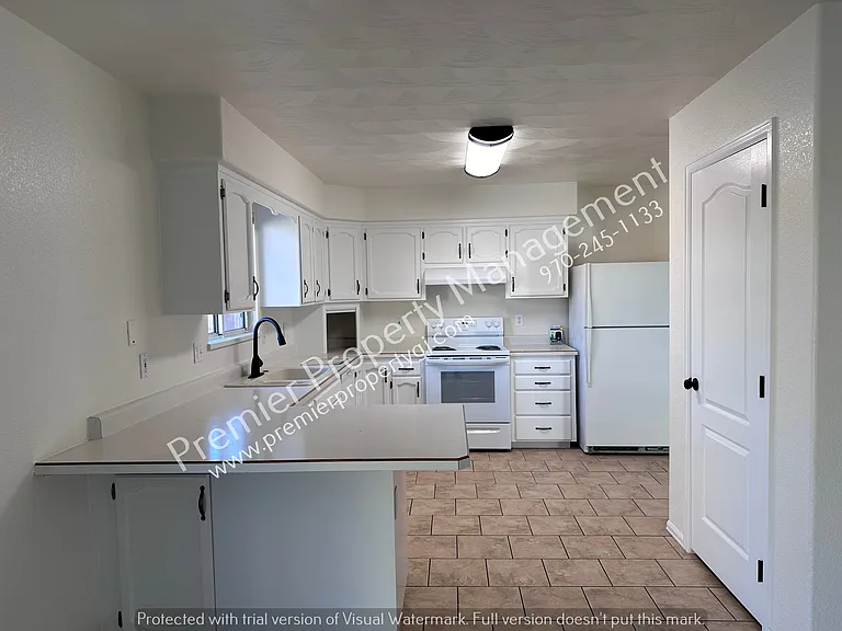 3043 1/2 Regal Ct — Photo 14