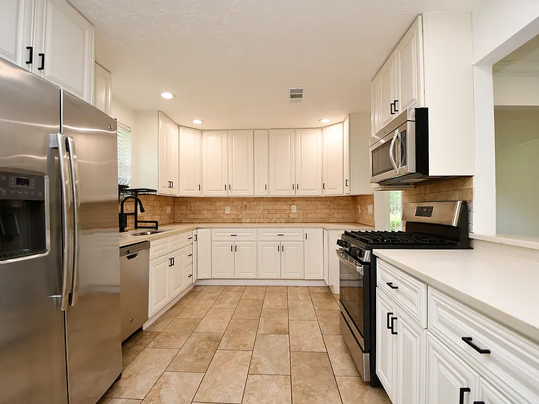 5951 Beaudry Dr — Photo 22