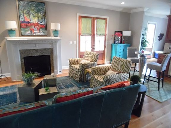 4th image of 722 Mogridge Ln