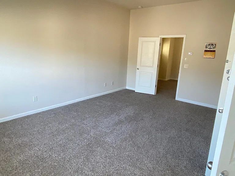 4925 Ducote Trl — Photo 24