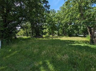 203 E Willow St, Sorento, IL
