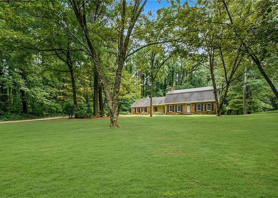 1st image of 2780 Indian Trail Dr