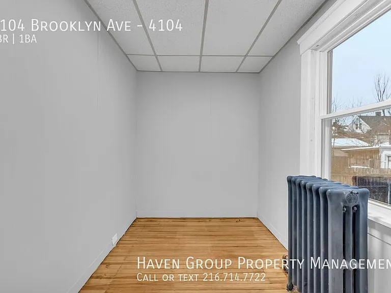 4104 Brooklyn Ave #4104 — Photo 14