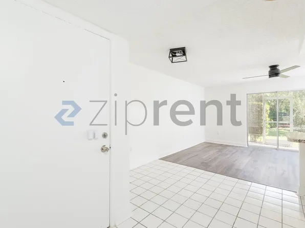 373 S McMullen Booth Rd APT 91, Clearwater, FL 33759