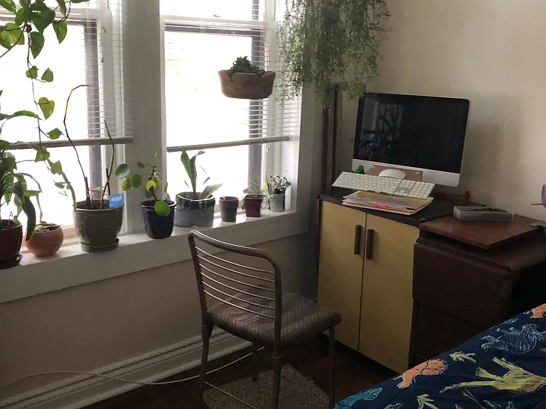 468 N Artesian Ave #1 — Photo 11