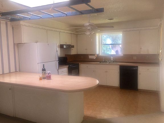 Open concept kitchen