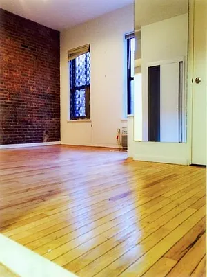 Rented by AJ Clarke | media 4