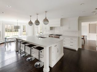 35 Copper Beech Rd, Greenwich, CT 06830