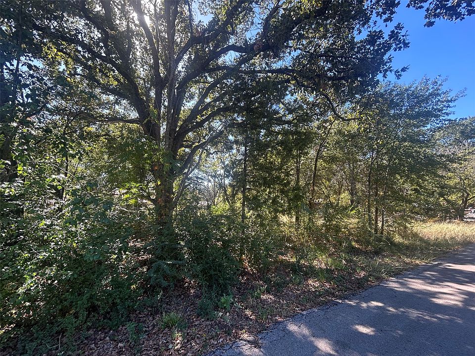 2nd image of 0 Bluebonnet Dr