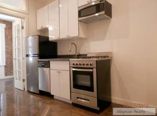 205 E 4th St APT 8, New York, NY 10009
