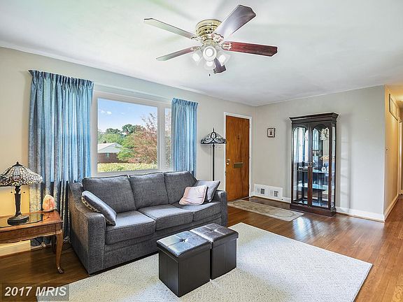 3rd image of 3217 Korte Ct