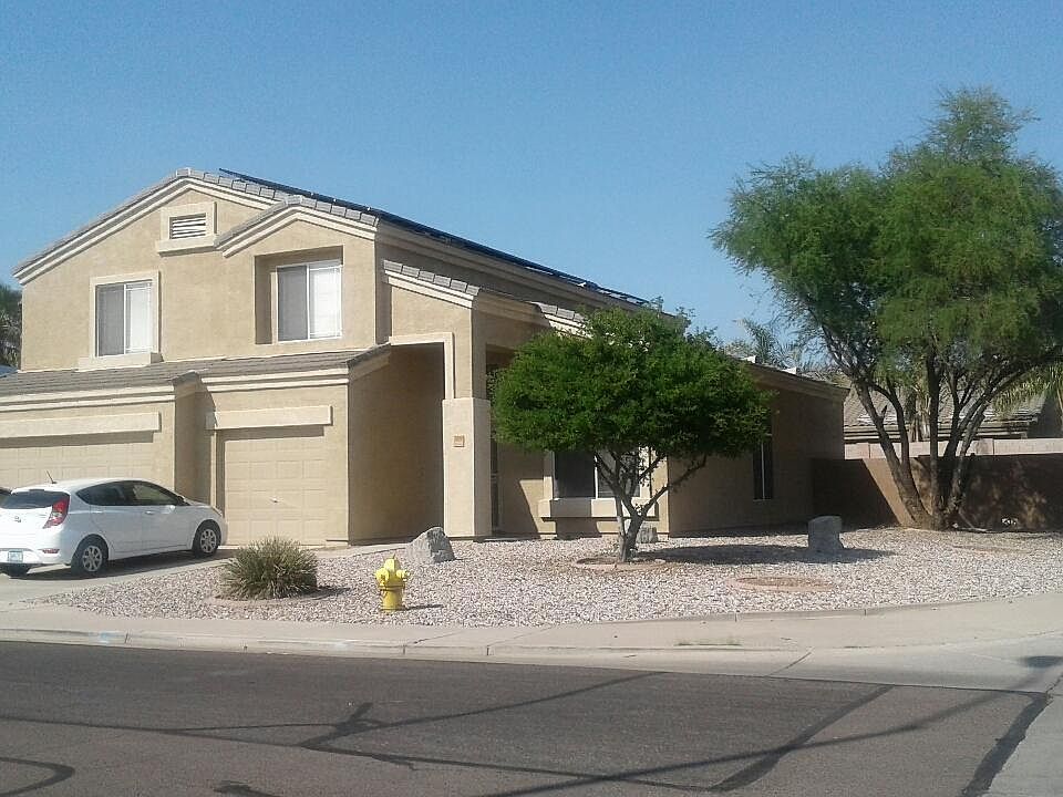 1st image of 10656 E Carmel Ave