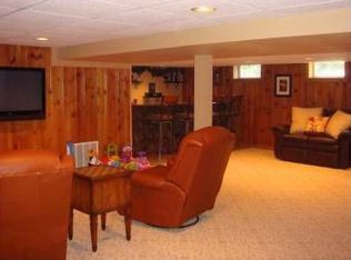 301 Georgian Dr, Cinnaminson, NJ 08077