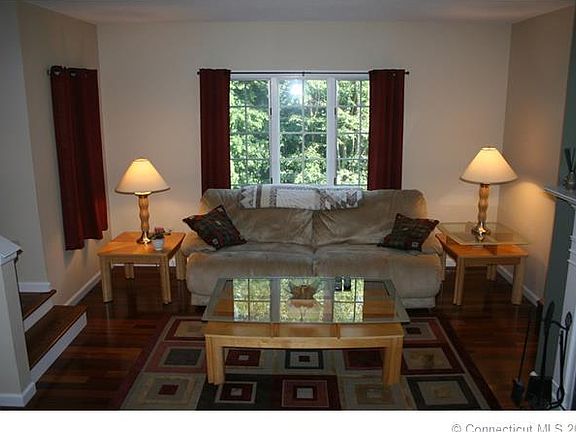 FORMAL SUNKEN LIVING ROOM.