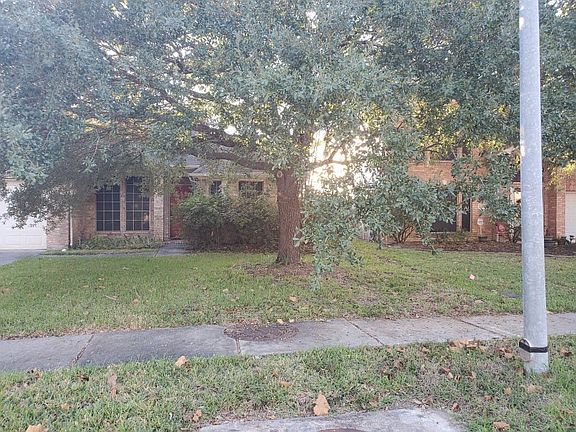 2nd image of 27108 Monarch Wood Dr