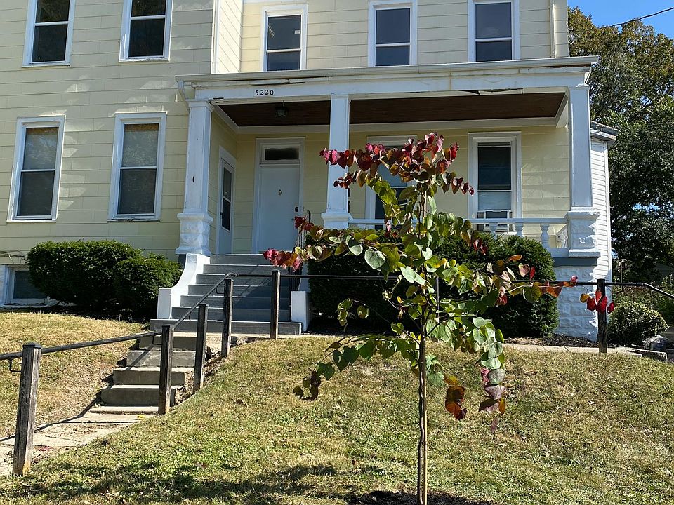 1st image of 5220 Carthage Ave APT 3