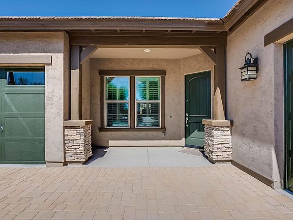 5th image of 3902 E San Carlos Pl