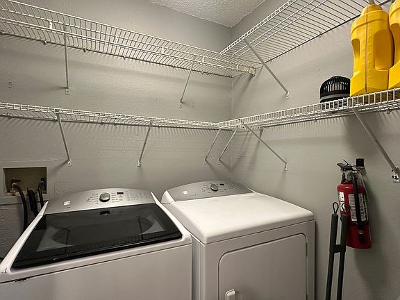 3rd image of 974 Leeward Pl Unit 104