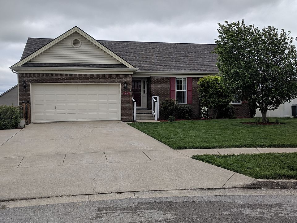 1st image of 204 Brookshire Ct