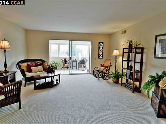 3rd image of 2533 Pine Knoll Dr Unit 7