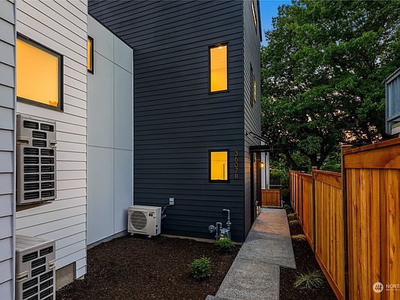 3rd image of 3607 32nd Avenue W #B