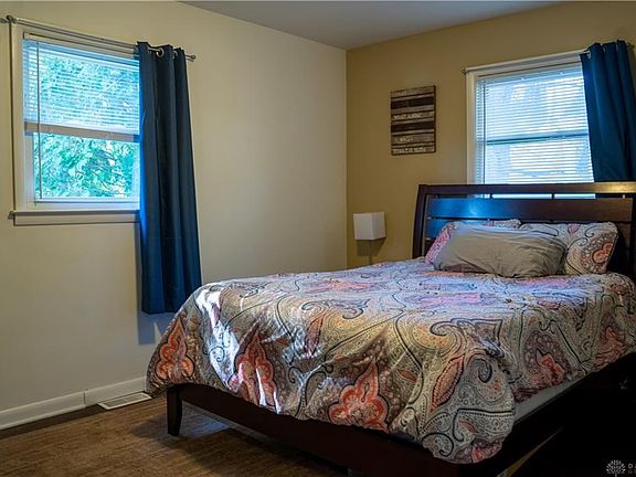 2nd image of 1408 Eaton Ave