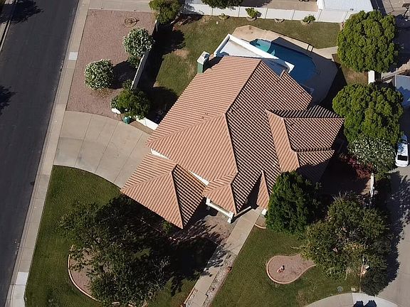 2nd image of 2438 N Forest Cir