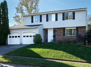 4830 Hollywreath Ct, Dayton, OH
