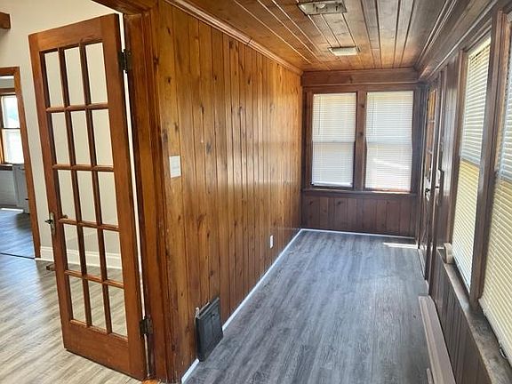 4th image of 5028 Steffens Ave