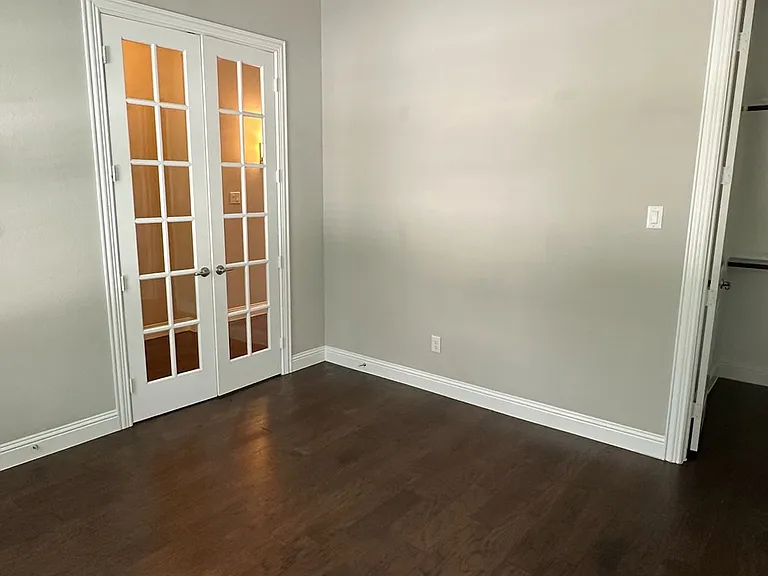 8533 Pine Valley Dr — Photo 25