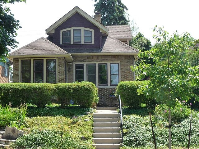 1st image of 3022 N Cambridge Ave