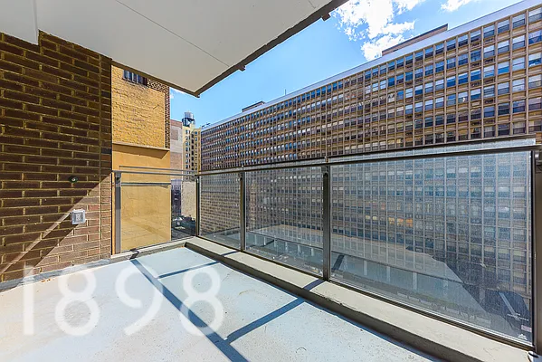 Rented by A&E Real Estate Management | media 6