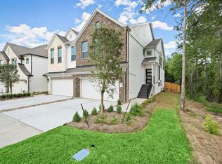 518 Long Leaf Pine Dr, Montgomery, TX 77316