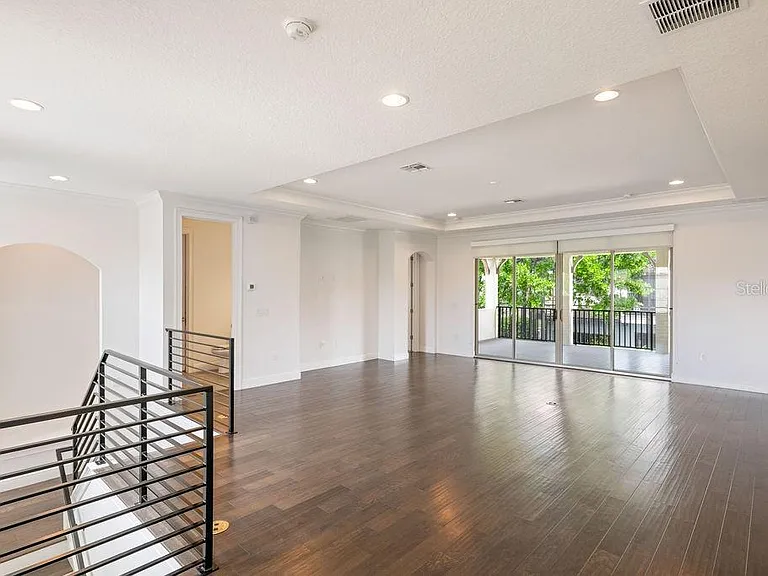706 Canopy Estates Dr — Photo 35