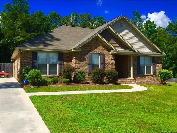 115 Fox Run Dr, Deatsville, AL 36022