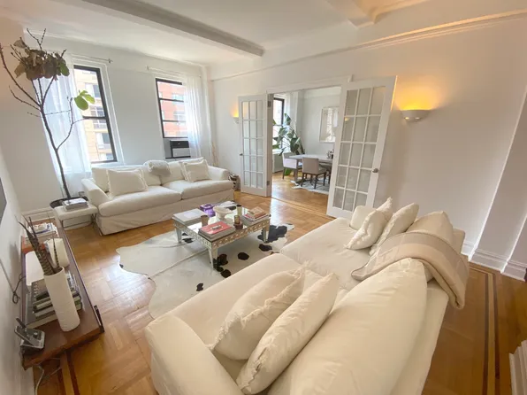 200 West 90th Street image 1 of 17