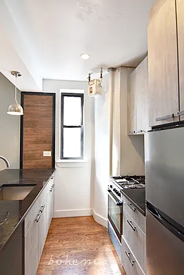 Rented by Bohemia Realty Group | media 12