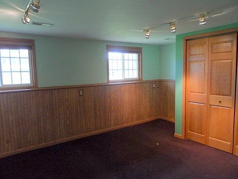 3rd image of 871 Hastings Ln