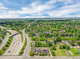 902 Atkinson St, Detroit, MI 48202