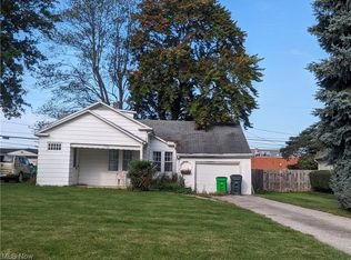 1520 Temple Ave, Mayfield Heights, OH 44124