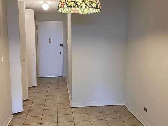 4th image of 1 Bay Club Dr