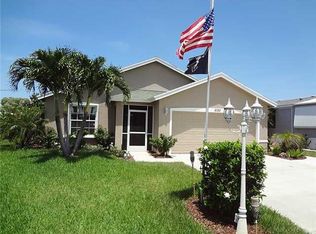 8189 SE Eagle Ave, Hobe Sound, FL 33455