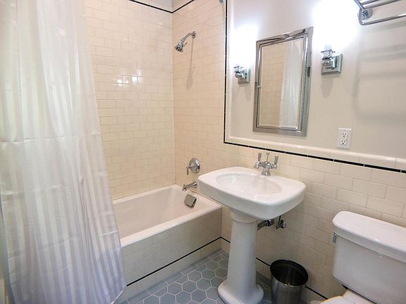 2nd image of 1330 N Harper Ave #215