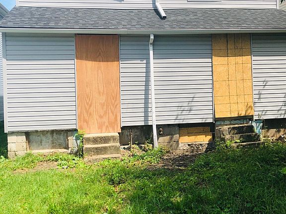 5th image of 263 S Yale Ave