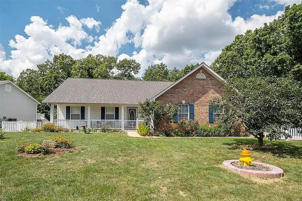 2305 Pebble Creek Dr photo 1